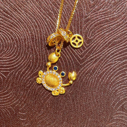  Gold-Plated Crab Pendant Necklace